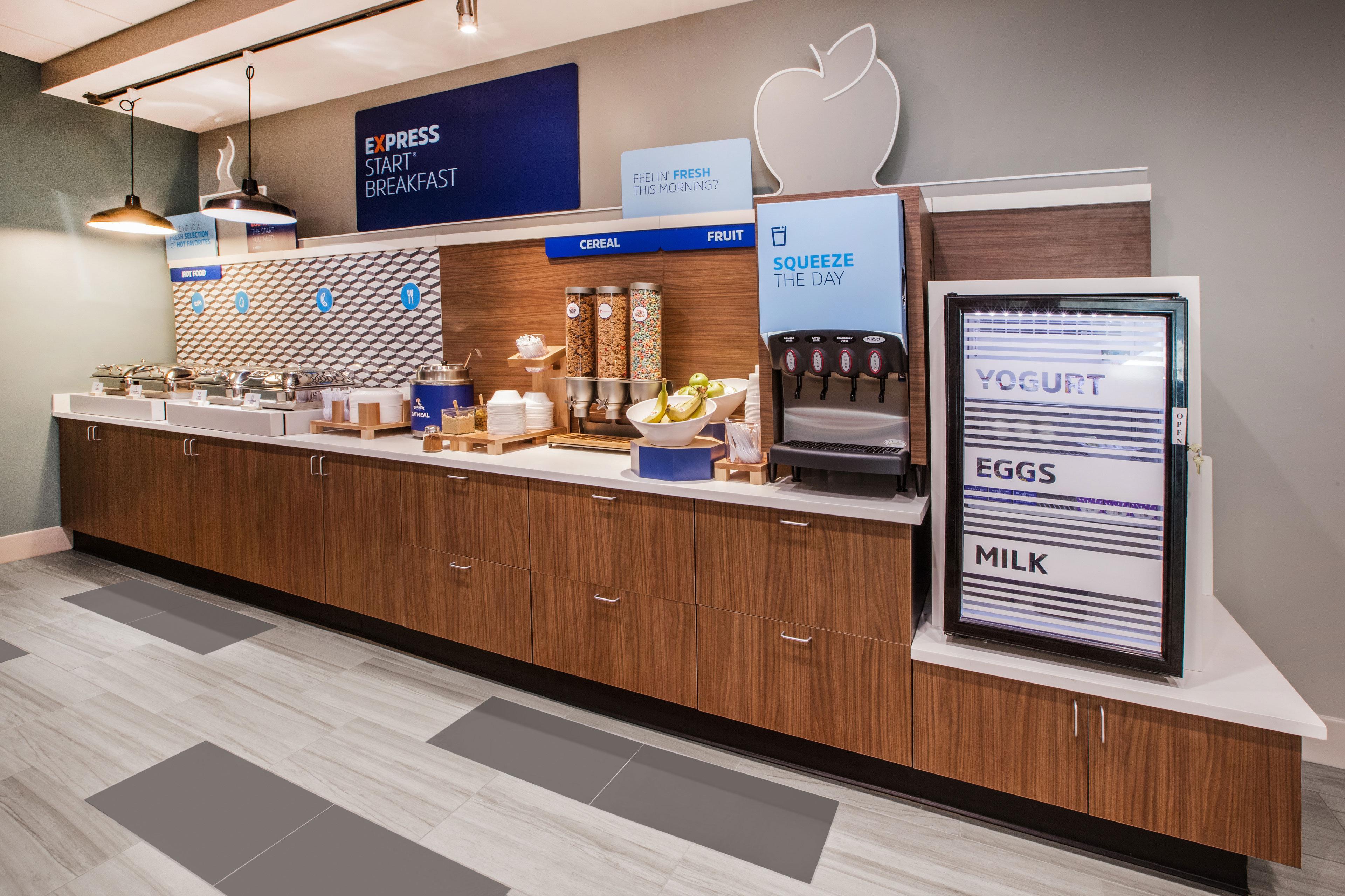 Holiday Inn Express Washington Dc East- Andrews Afb By Ihg Camp Springs Exterior foto