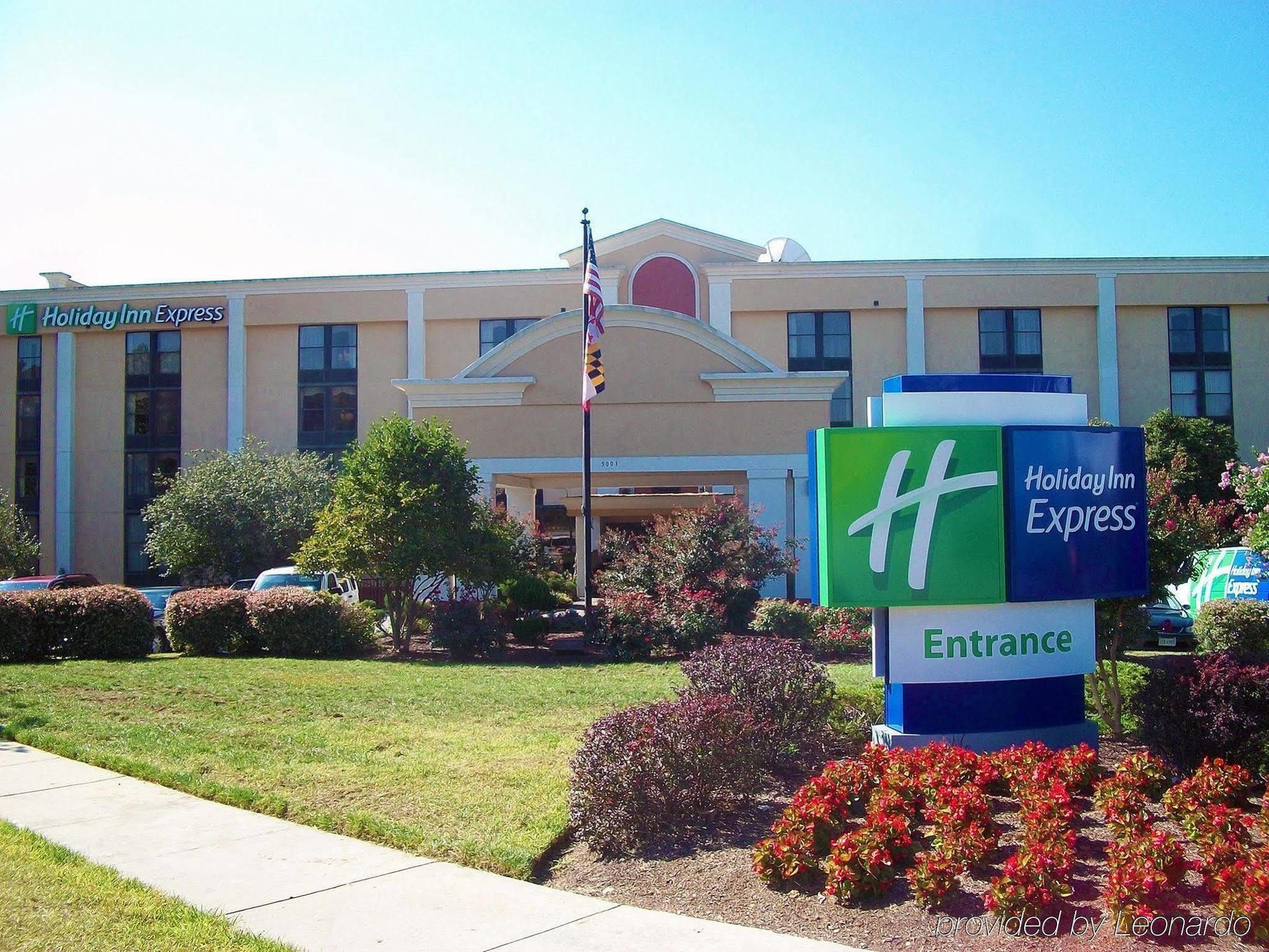Holiday Inn Express Washington Dc East- Andrews Afb By Ihg Camp Springs Exterior foto