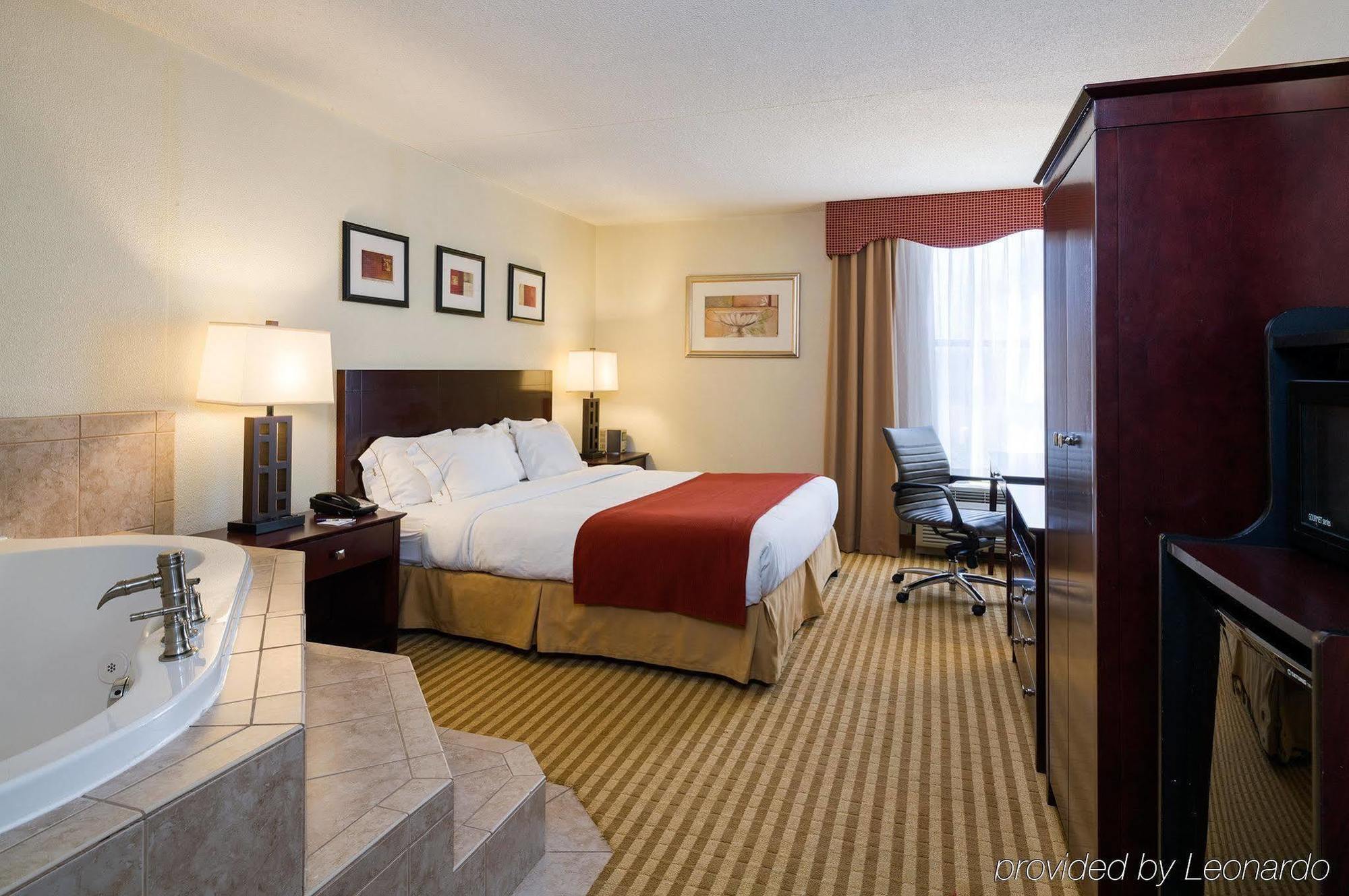 Holiday Inn Express Washington Dc East- Andrews Afb By Ihg Camp Springs Exterior foto