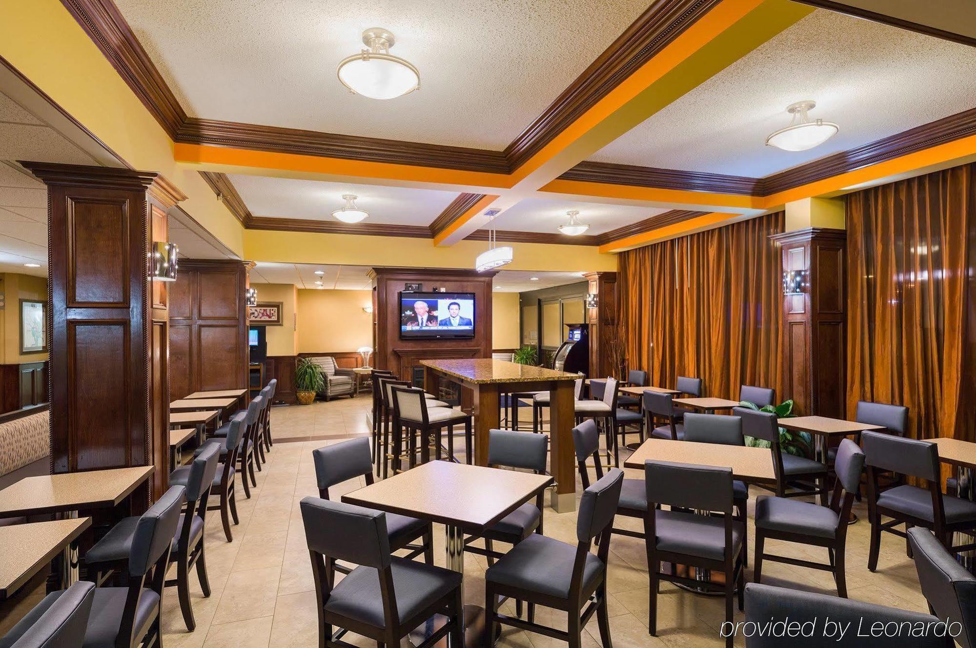 Holiday Inn Express Washington Dc East- Andrews Afb By Ihg Camp Springs Exterior foto